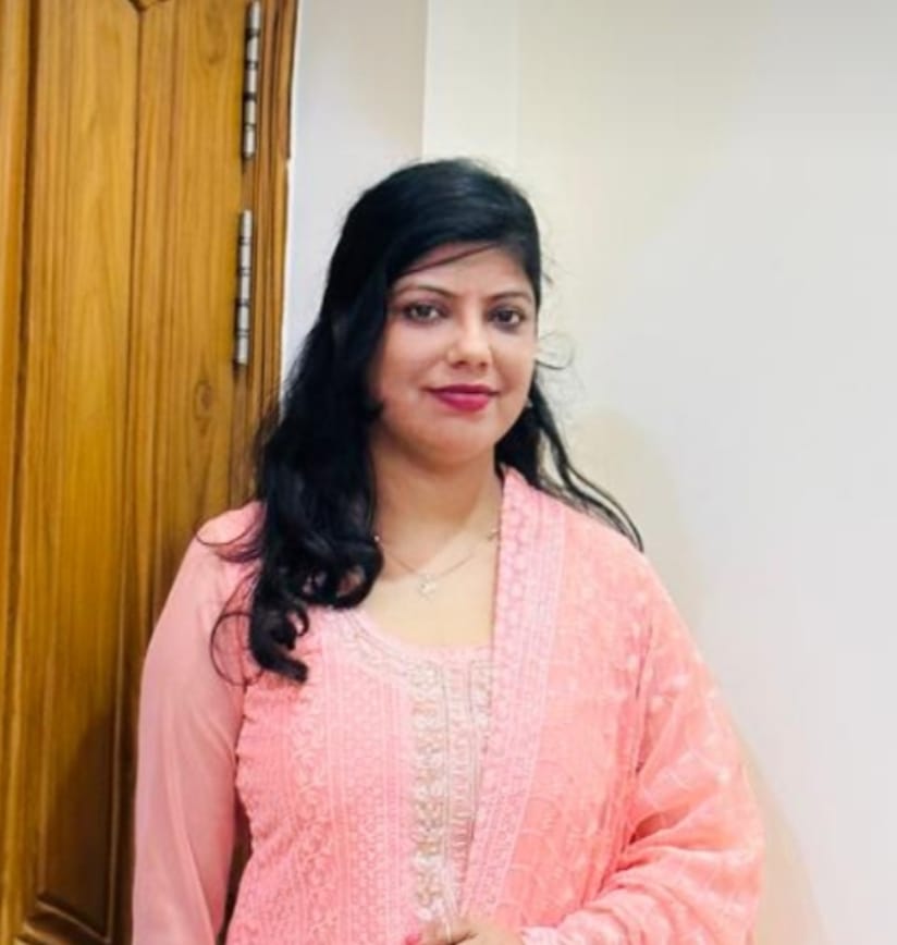 अधिवक्ता प्रज्ञा तिवारी