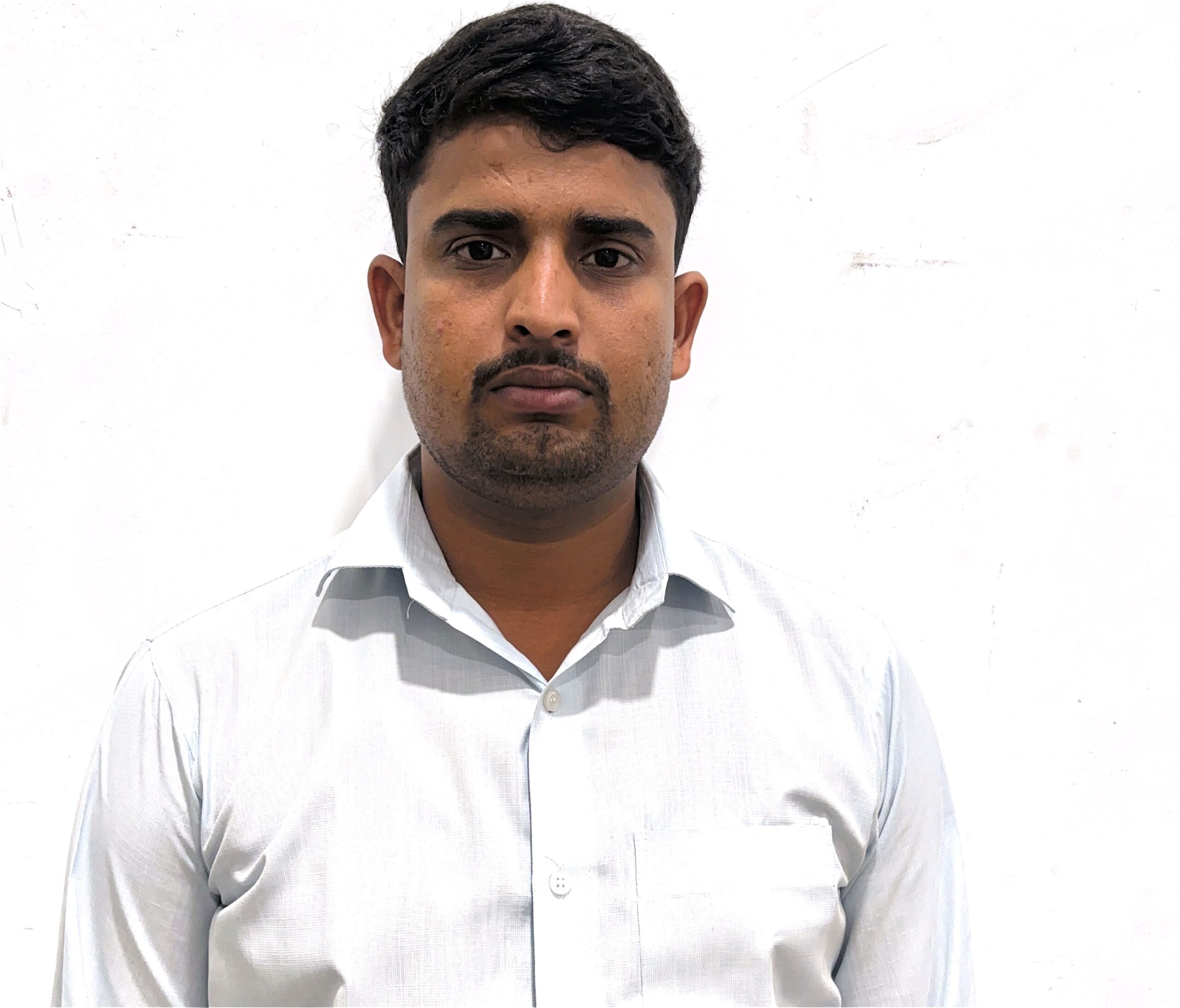 पं. अनमोल द्विवेदी